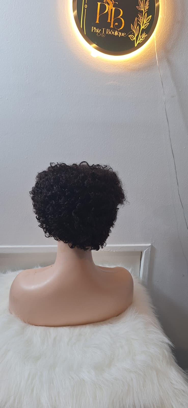 Inch Short Curly Wig