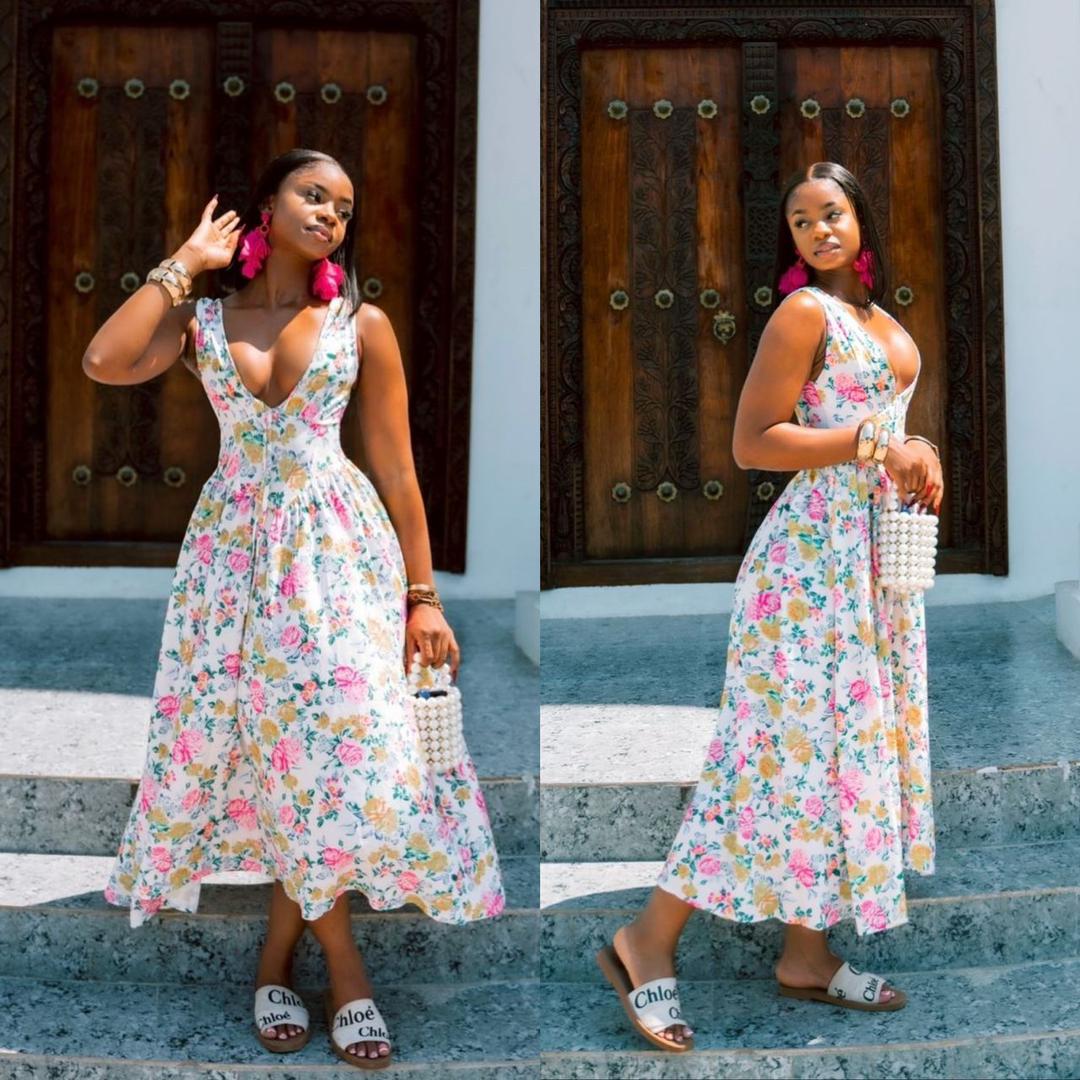 Floral Deep V-Neck Sleeveless Midi Dress