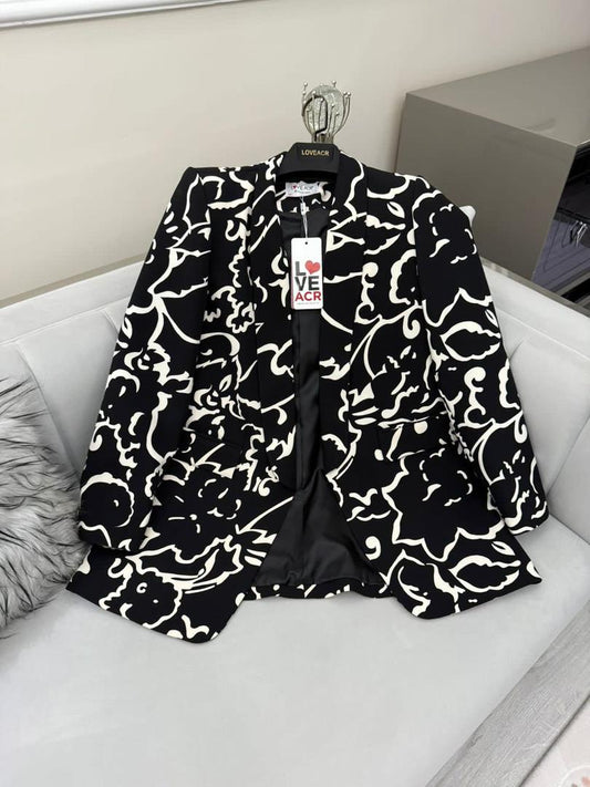 Women’s Black and White Floral Print Blazer